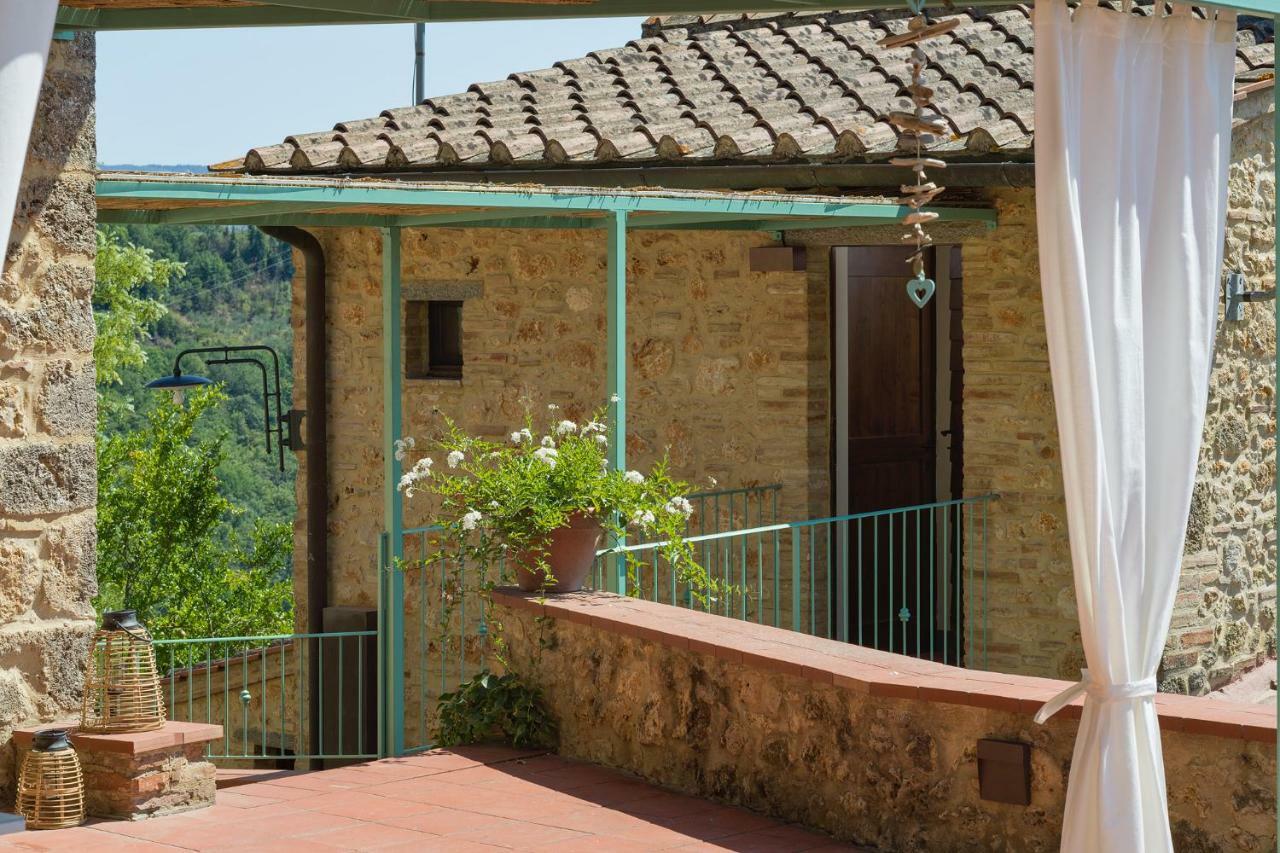 Villa La Coccola ปอจจิบองซี ภายนอก รูปภาพ