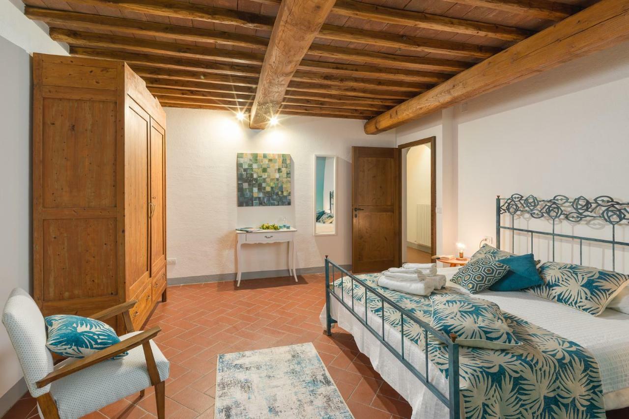 Villa La Coccola ปอจจิบองซี ภายนอก รูปภาพ