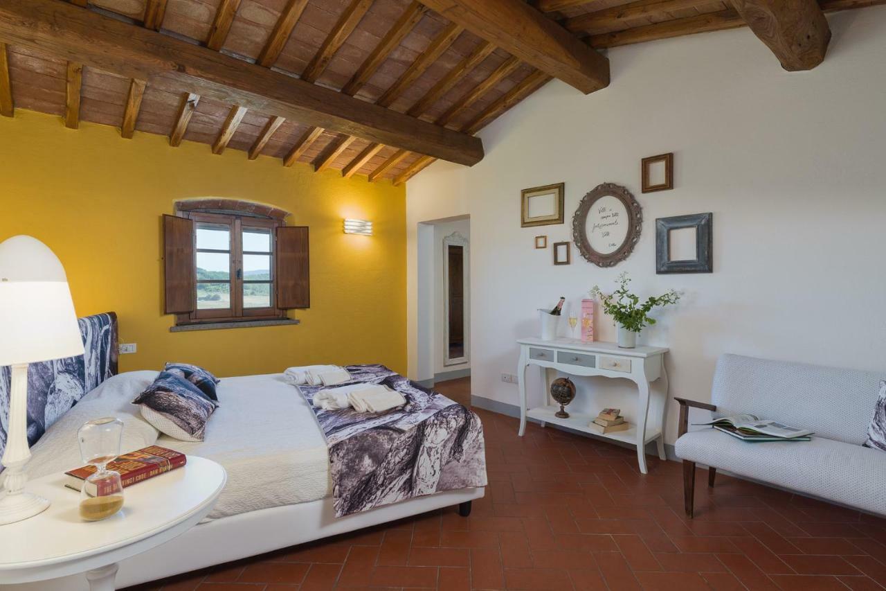 Villa La Coccola ปอจจิบองซี ภายนอก รูปภาพ